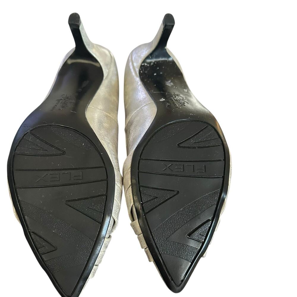 Life‎ Stride Silver Metallic Sentiment Pump Heels. Size 6.5 - Picture 10 of 13